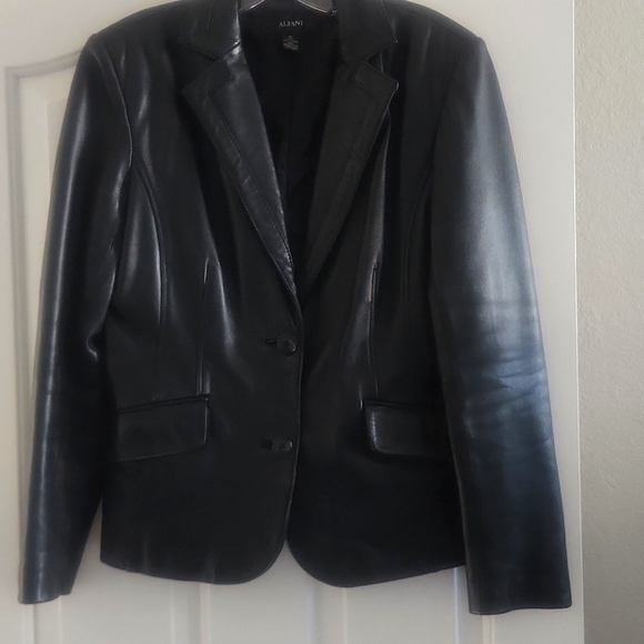 Alfani Womens SZ Medium Black Leather Jacket - Picture 1 of 3